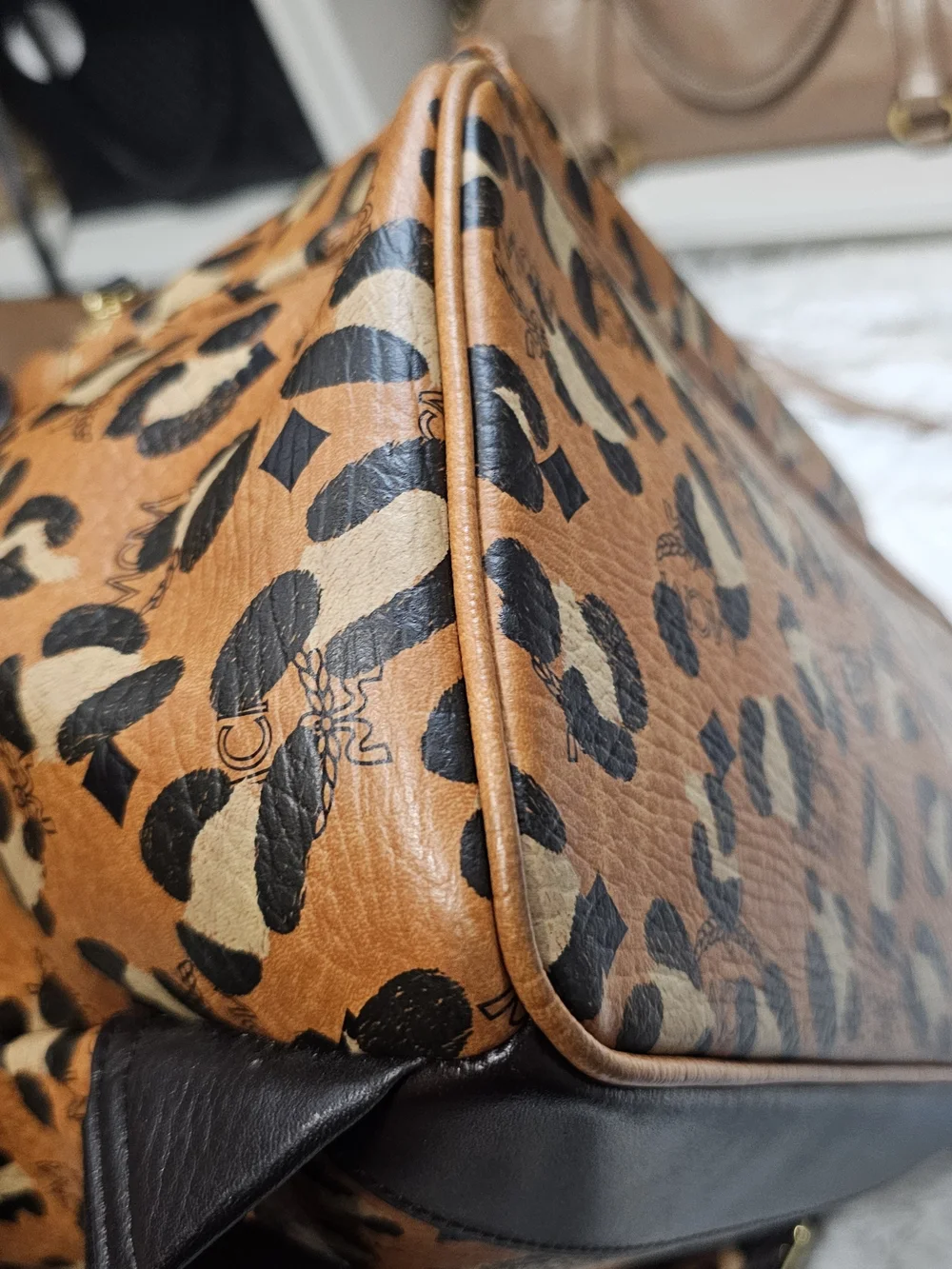 MCM Leopard-Print Visetos Backpack in Cognac and Black - Picture 3 of 7